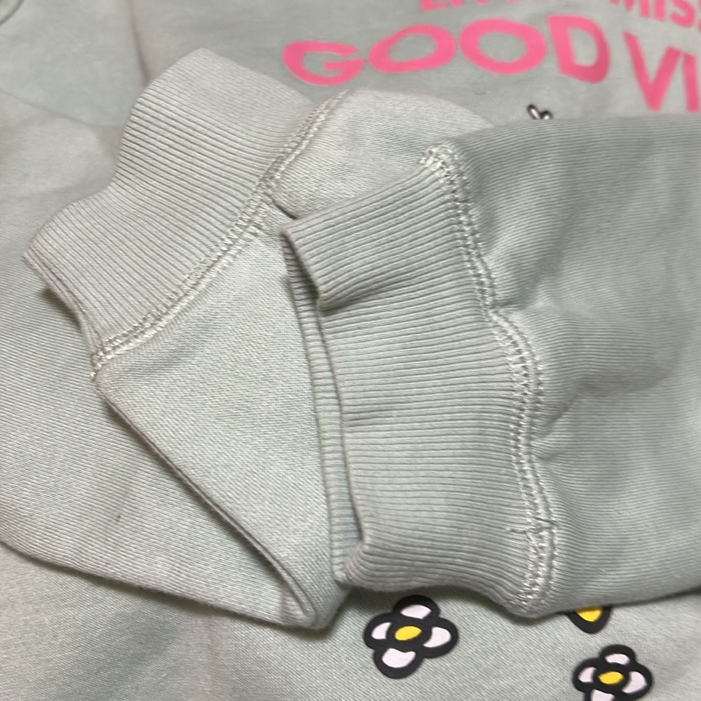 Girl’s Oldnavy Little Miss Sweatshirt. Size Large (10-12). - Picture 4 of 5
